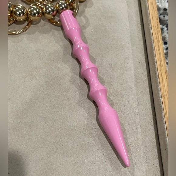 HANDMADE Unique Wristlet Keychain - Picture 6 of 6